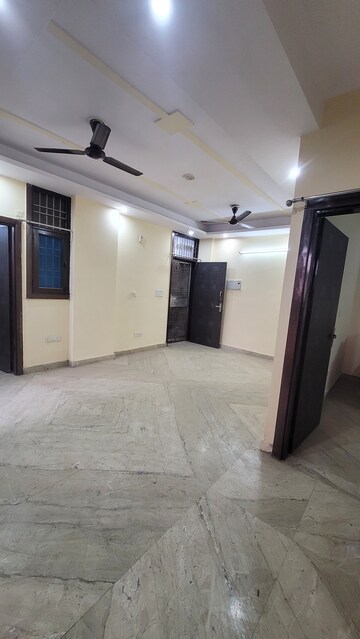 Living Room in 3 BHK Builder Floor at Dilshad Colony – for Sale
