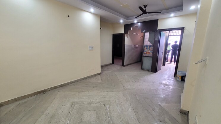 Living Room, dilshad colony 3 Bedroom 1200 Sq.Ft. Builder Floor In Dilshad Colony Delhi 8281483