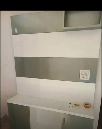 Furnished Amenities in 1 RK Builder Floor at Rohini Sector 16 – for Rent