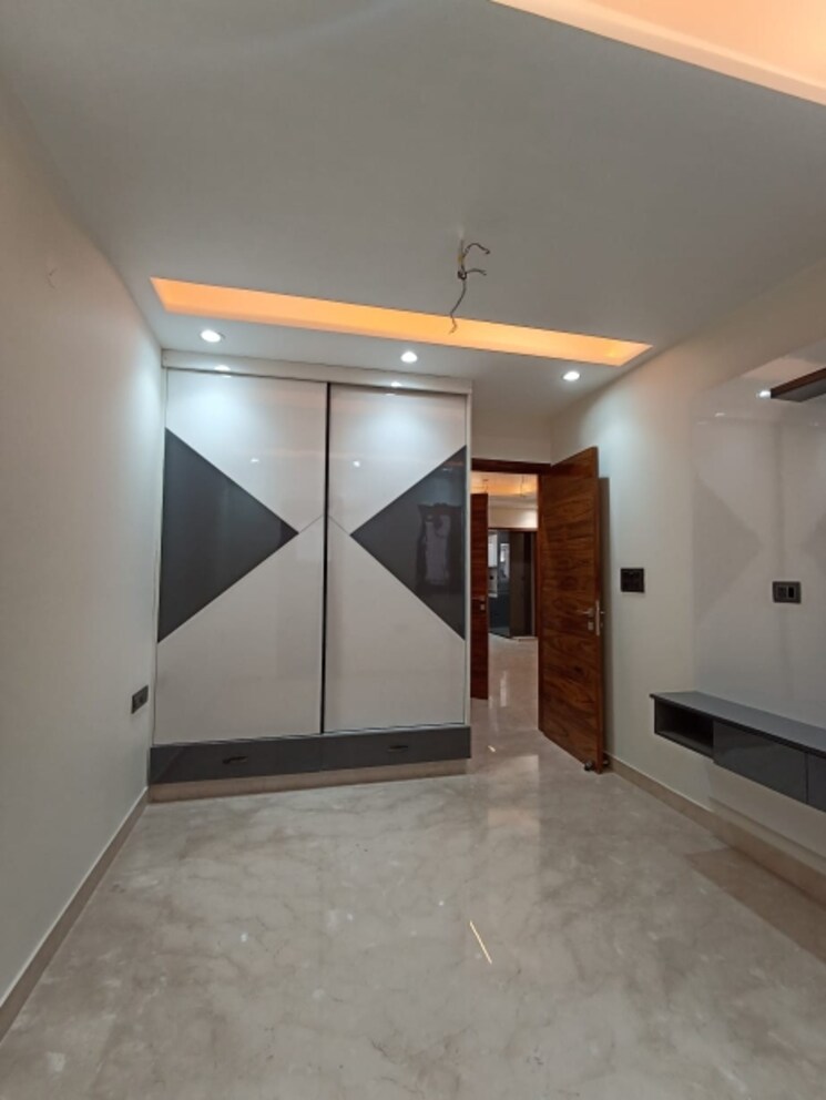 undefined, paschim vihar 3 Bedroom 1700 Sq.Ft. Builder Floor In Paschim Vihar Delhi 8281523