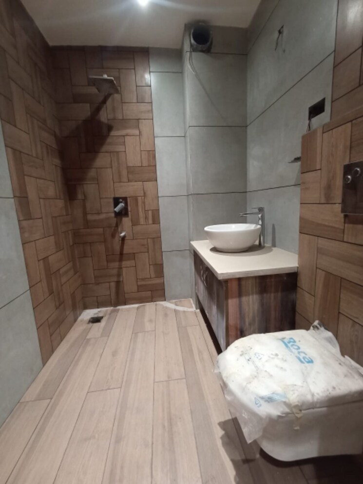 Master Bedroom, paschim vihar 3 Bedroom 1800 Sq.Ft. Builder Floor In Paschim Vihar Delhi 8281536