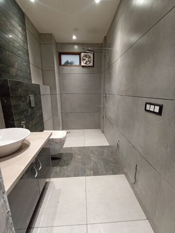 Bathroom in 3 BHK Builder Floor at Paschim Vihar – for Rent