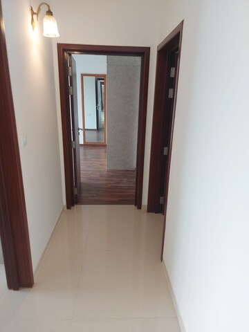 Room in 3.5 BHK Apartment at L&T Raintree Boulevard, Hebbal – for Rent