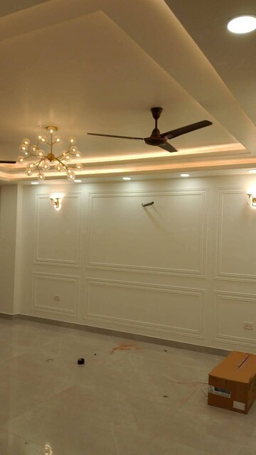 Bathroom in 3 BHK Builder Floor at Palam Vihar Residents Association, Palam Vihar – for Rent