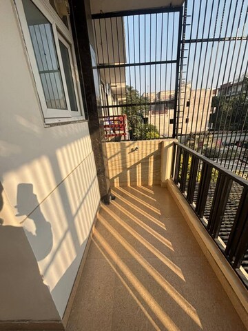 Balcony in 3 BHK Builder Floor at Palam Vihar Residents Association, Palam Vihar – for Rent
