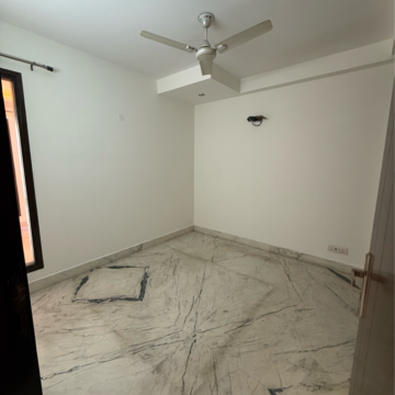 Room in 2 BHK Builder Floor at Kalkaji – for Rent