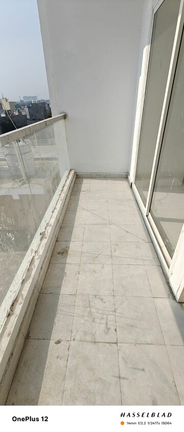 Balcony in 2 BHK Builder Floor at Sector 73 – for Sale