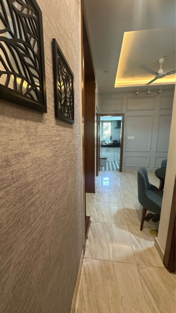Living Room in 2.5 BHK Builder Floor at Greater Kailash ii – for Rent