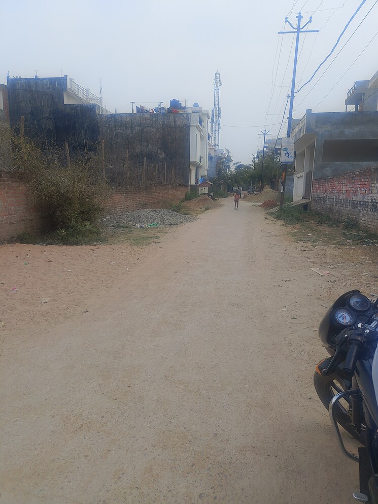 Exterior View, gomti nagar  1200 Sq.Yd. Plot In Gomti Nagar Lucknow 8281655