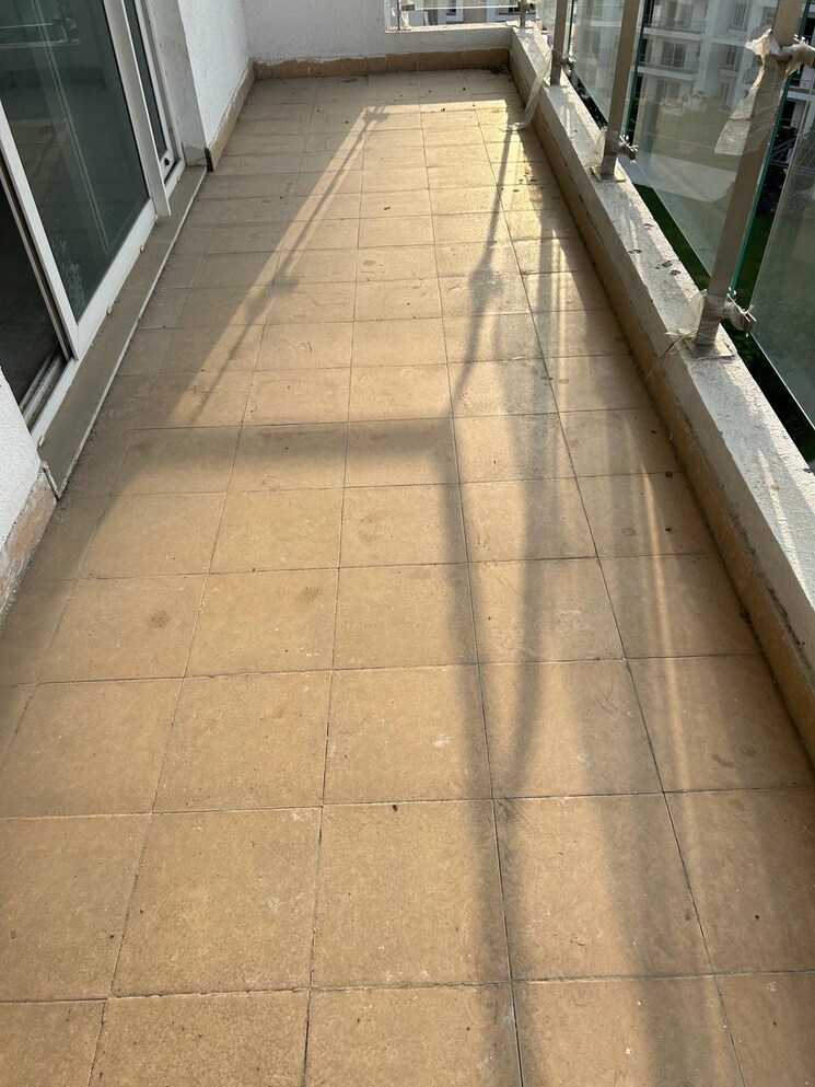 Balcony, shree-vardhman-victoria 3 Bedroom 1950 Sq.Ft. Apartment In Sector 70 Gurgaon 8281717