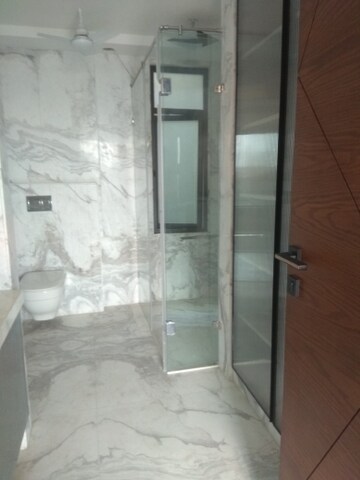 Bathroom in 6+ BHK Independent House at Maharani Bagh – for Sale