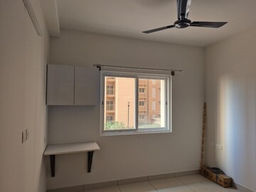 Room in 2 BHK Apartment at Prestige Finsbury Park Hyde, Bagaluru  – for Rent