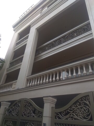 4 BHK Builder Floor – Exterior View View at Maharani Bagh - for Rent