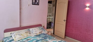 Bedroom in 2 BHK Apartment at Thane West – for Rent