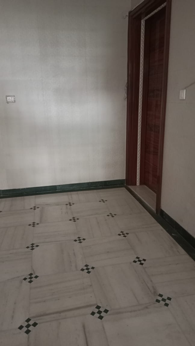 1 BHK + Extra Room Apartment For Sale in Ganga Apartment Sector d 