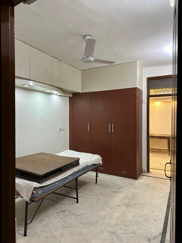 Bedroom in 2 BHK Builder Floor at Mehrauli – for Rent