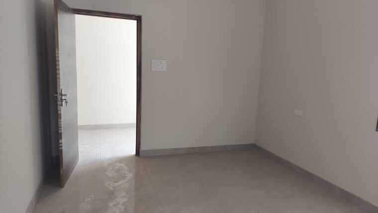 Room, jubilee hills 3 Bedroom 2050 Sq.Ft. Builder Floor In Jubilee Hills Hyderabad 8281874