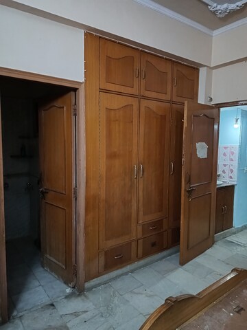 Furnished Amenities in 2 BHK Apartment at Ekdant Shipra Regent and Regal, Indrapuram – for Sale
