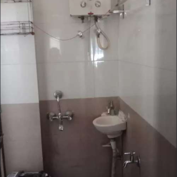 Bathroom in 1 BHK Apartment at Wadgaon Sheri – for Rent