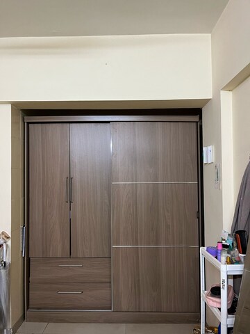 Furnished Amenities in 2 BHK Apartment at Dedhia Palatial Height, Powai – for Rent