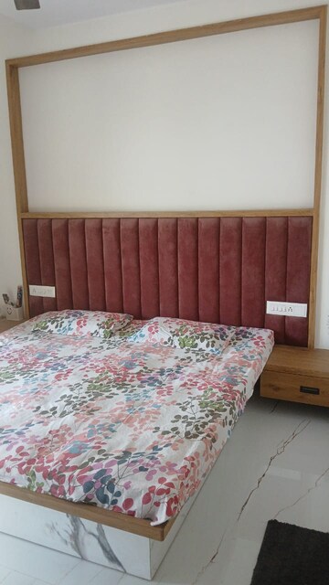 Bedroom in 2 BHK Apartment at Manish Nagar – for Rent
