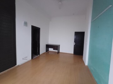 Room in 3 BHK Apartment at Panchsheel Pratistha, Sector 75 – for Sale