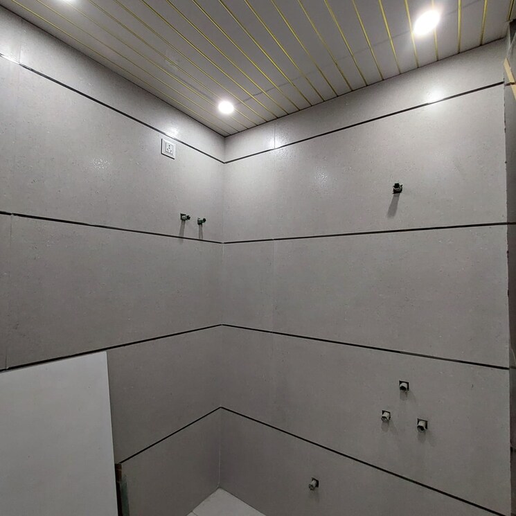 Bathroom, vasundhara sector 11 2 Bedroom 950 Sq.Ft. Builder Floor In Vasundhara Sector 11 Ghaziabad 8281965