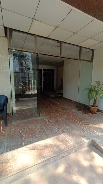 Parking in 2 BHK Apartment at Ashiana CHS Bandra West, Bandra West – for Rent