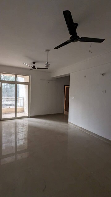 Room in 3 BHK Apartment at Nimbus The Hyde park, Sector 78 – for Rent