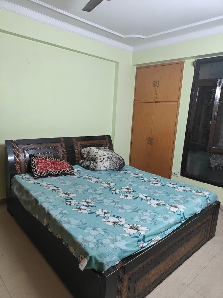Bedroom, amrapali-silicon-city 2 Bedroom 1075 Sq.Ft. Apartment In Sector 76 Noida 8281963