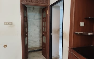 6 BHK Independent House For Sale in Vadapalani