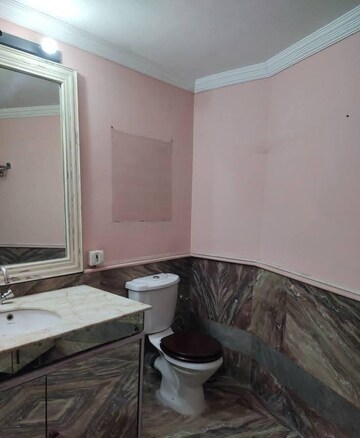 Bedroom in 2 BHK Builder Floor at Mehrauli – for Rent