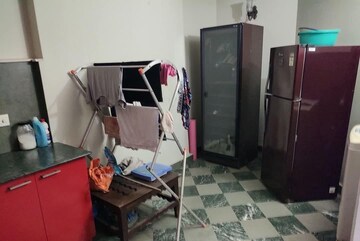 Master Bedroom in 2 BHK Builder Floor at Mehrauli – for Rent