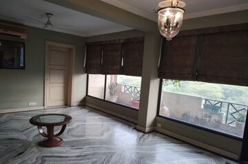Bedroom in 2 BHK Builder Floor at Mehrauli – for Rent