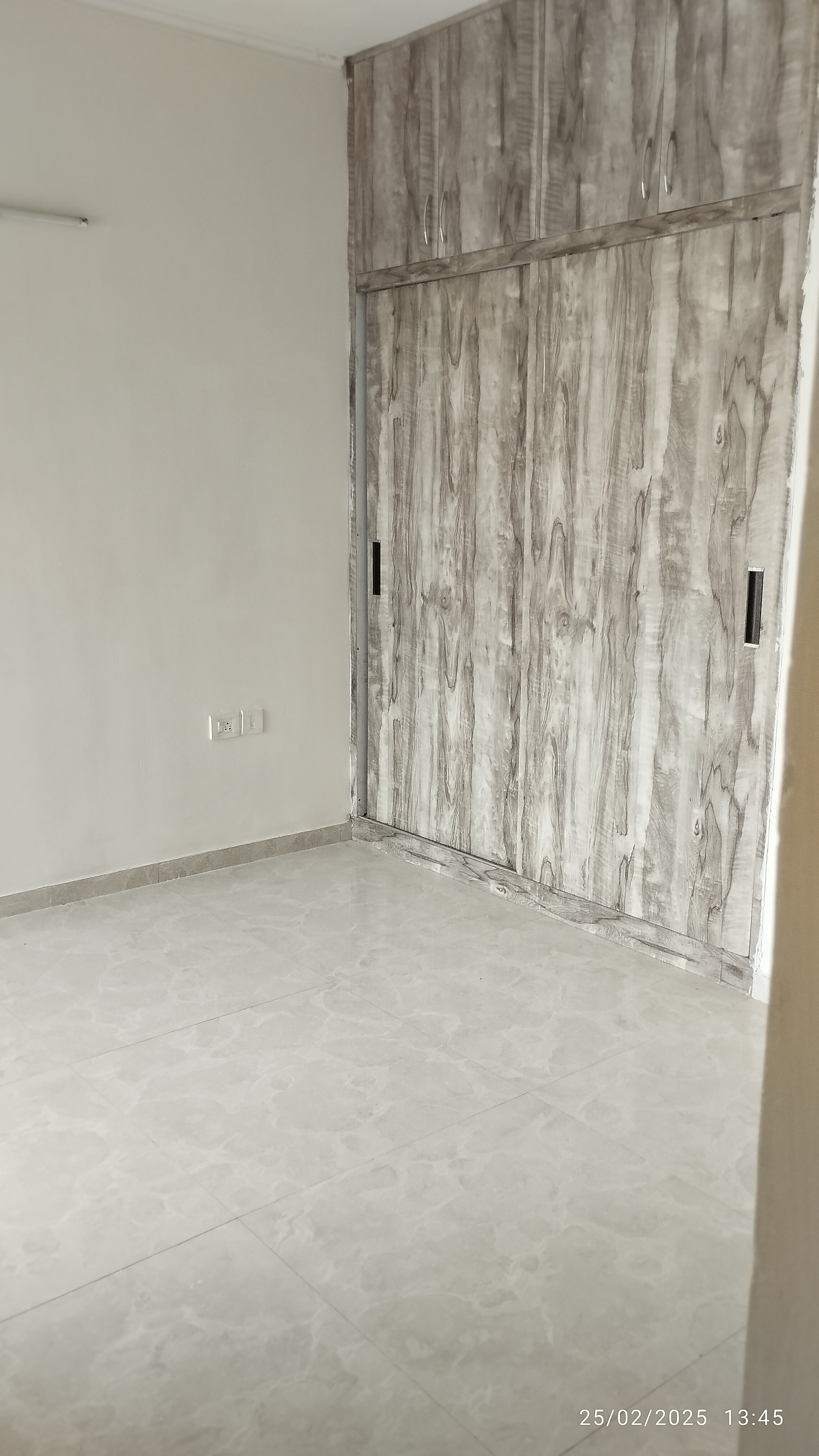 2 BHK 1075 Sq.Ft. Apartment in Amrapali Silicon City