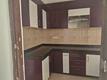 Kitchen in 3.5 BHK Apartment at BBD Green City Sun Breeze Apartments, Gomti Nagar – for Rent