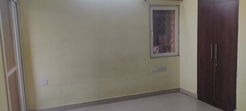 Room in 3.5 BHK Apartment at Jankipuram – for Rent