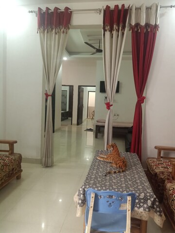 Bedroom in 2.5 BHK Independent House at Chinhat – for Rent