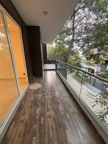 Balcony in 3 BHK Builder Floor at DLF City Phase IV, Dlf Phase iv – for Rent