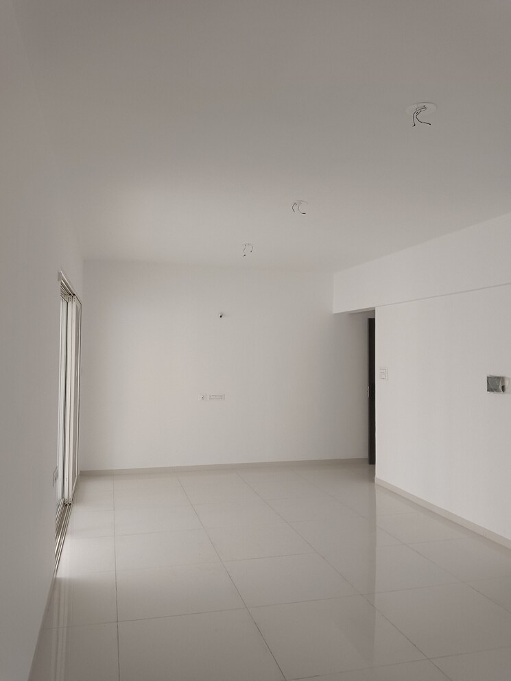 Room, vertical-alcinia 2 Bedroom 850 Sq.Ft. Apartment In Mohammadwadi Pune 8282159