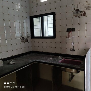 Kitchen in 2 BHK Builder Floor at Sector 42 – for Rent
