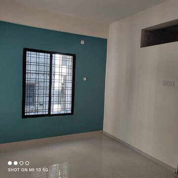 Room in 2 BHK Builder Floor at Sector 42 – for Rent
