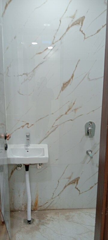 Bathroom in 2 BHK Builder Floor at Govindpuri – for Rent