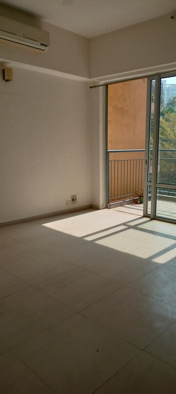 Room in 3 BHK Apartment at Ireo Uptown, Sector 66 – for Rent