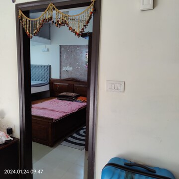 1 BHK Apartment For Resale in Garden Tower Kandivali East Mumbai  8282247