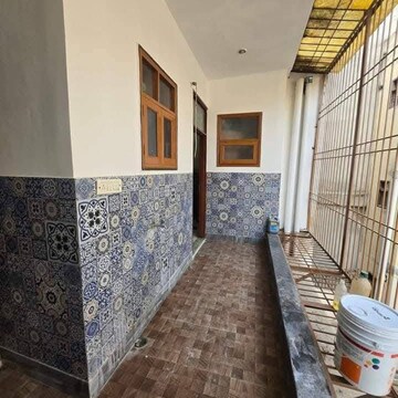 3 BHK Builder Floor – Exterior View View at Sector 43 - for Rent