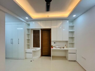Living Room in 2.5 BHK Apartment at Mullanpur – for Rent