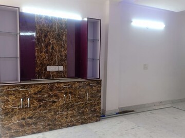 Room in 2 BHK Apartment at Malviya Nagar – for Rent