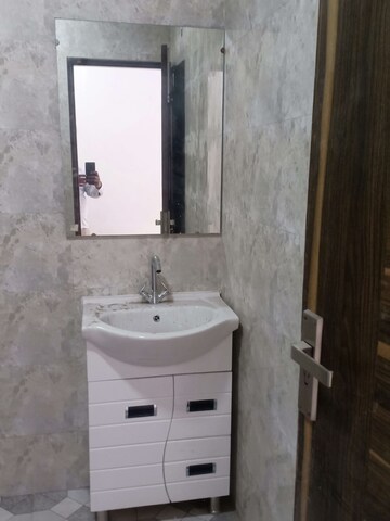 Bathroom in 2 BHK Apartment at Malviya Nagar – for Rent