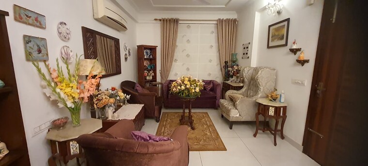 Living Room, highland-park-chandigarh 3 Bedroom 2500 Sq.Ft. Penthouse In Bhabat Zirakpur 8282393